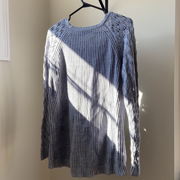 Chic & Comfortable Sweater - Ricki’s Size M - Picture 2 of 4